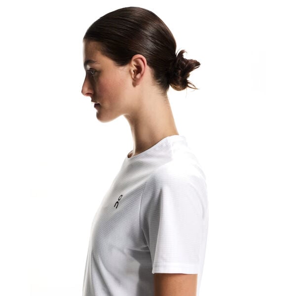 On Kadın Tenis Tişörtü The Court T-Shirt White