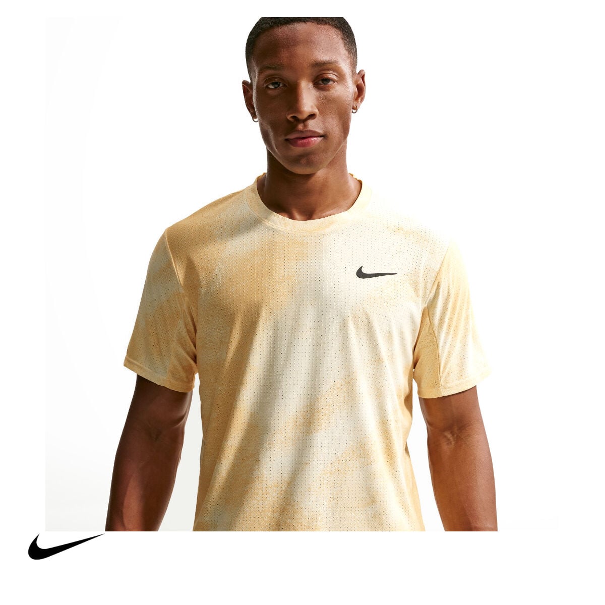 Nike Erkek Tenis Tişörtü NikeCourt Slam Dri-FIT ADV Alabaster Topaz Gold Black